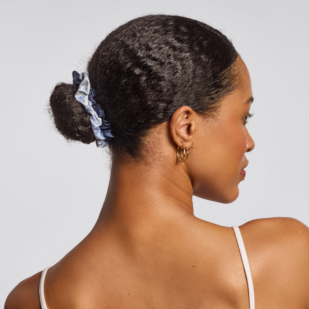 Ruffad satin scrunchies 5 st Set - Garden Bouquet