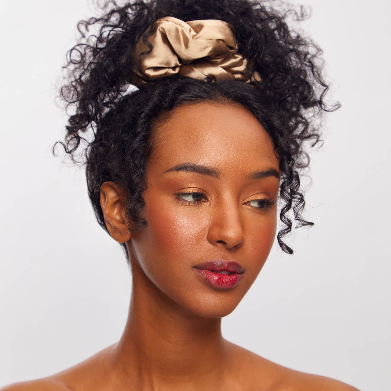 2 scrunchies per il sonno in raso - Nero e Dorato