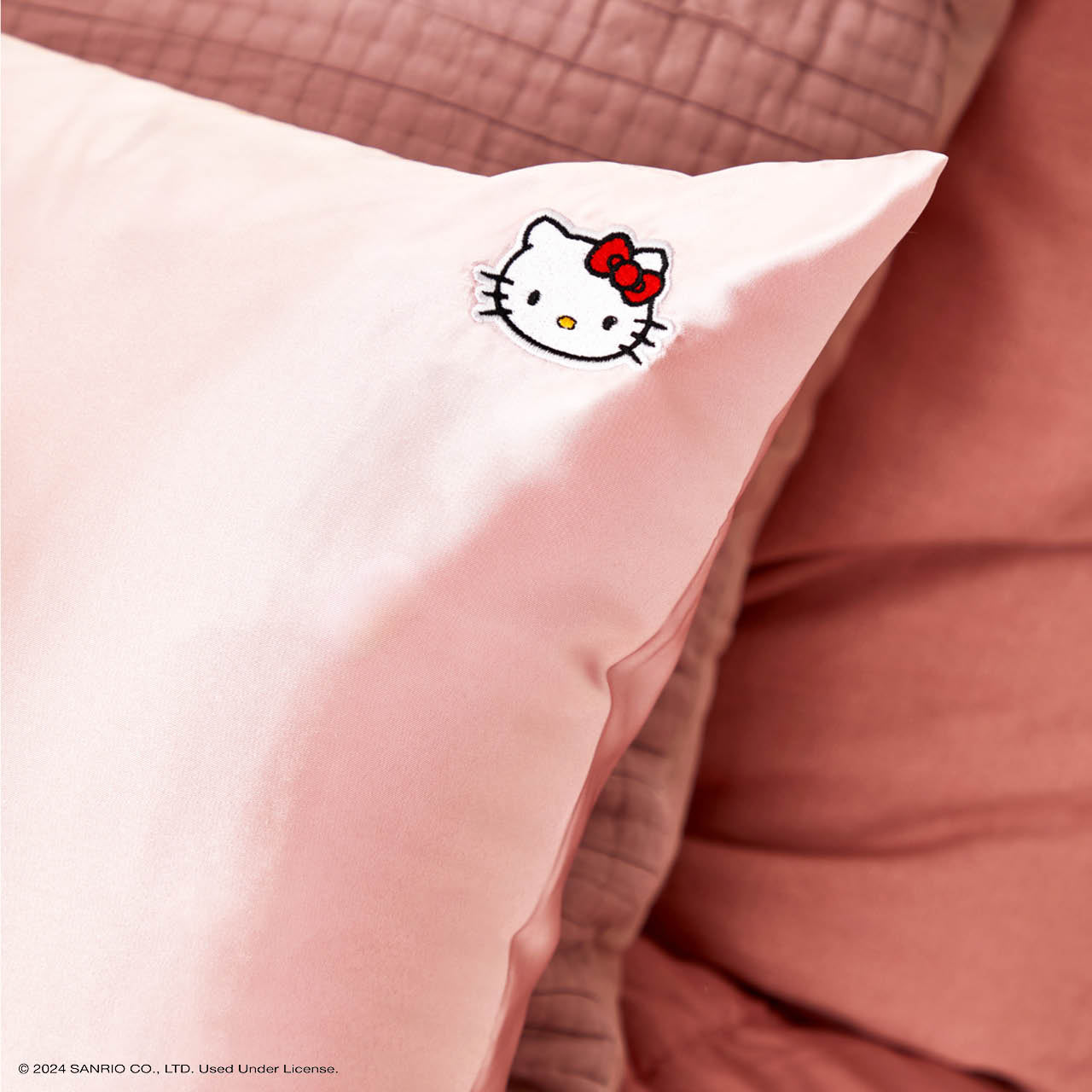 Kitsch x Hello Kitty Taie d'oreiller Hello Kitty Face rose - King