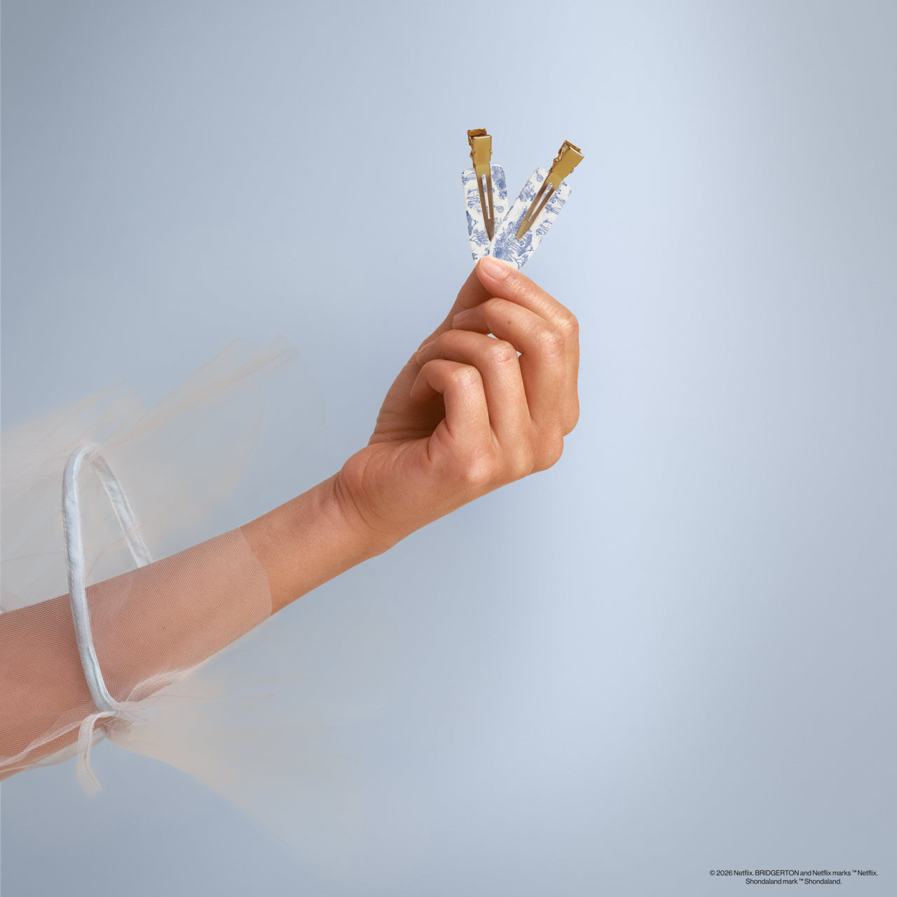 Bridgerton x Kitsch Creaseless Clips in Toile in Bloom