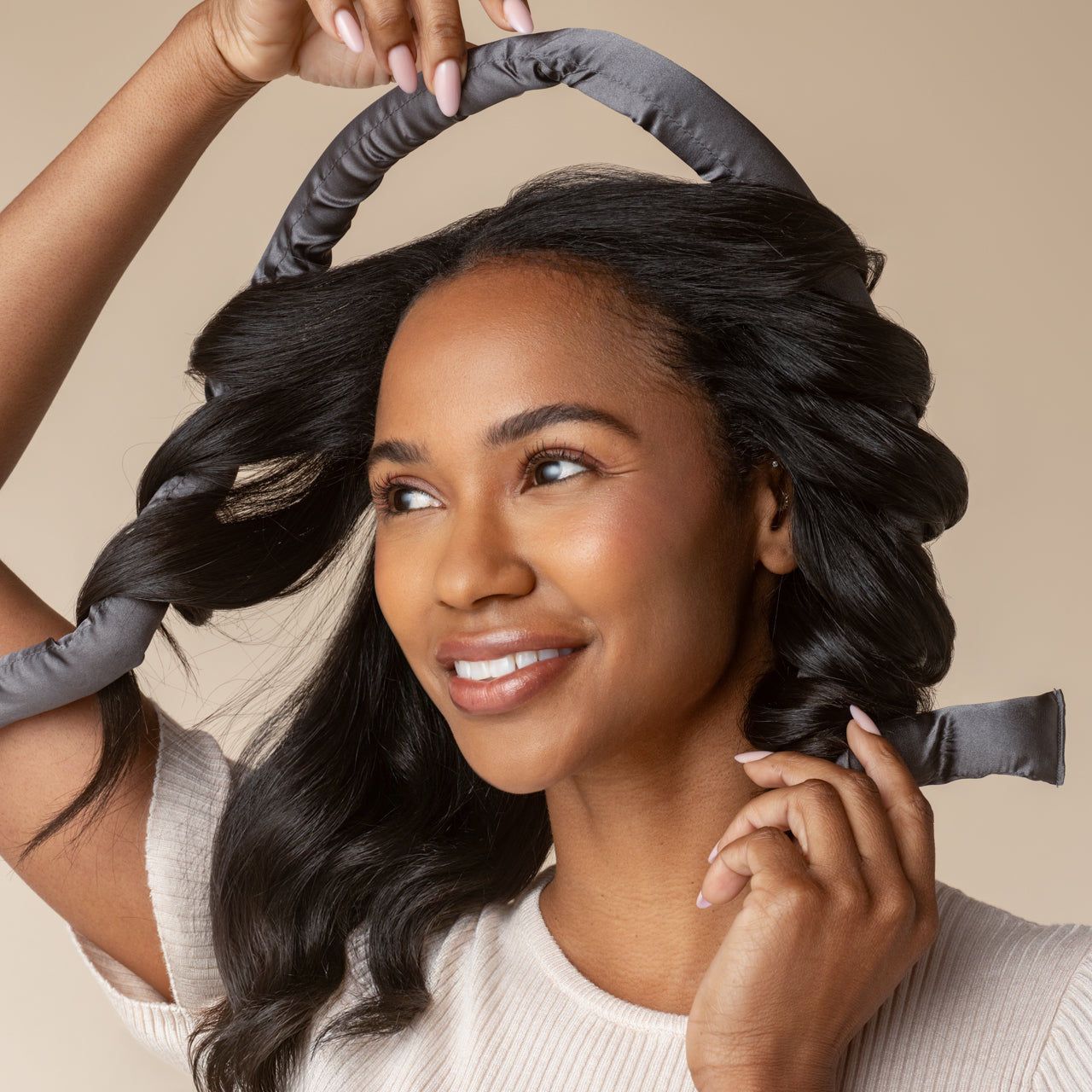 جهاز تجعيد الشعر بدون حرارة من الساتان - فحمي