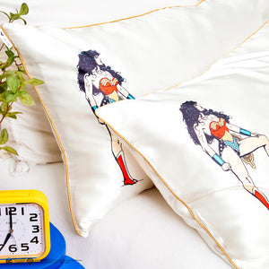 Wonder Woman x Kitsch federa di raso- Believe in Wonder | King