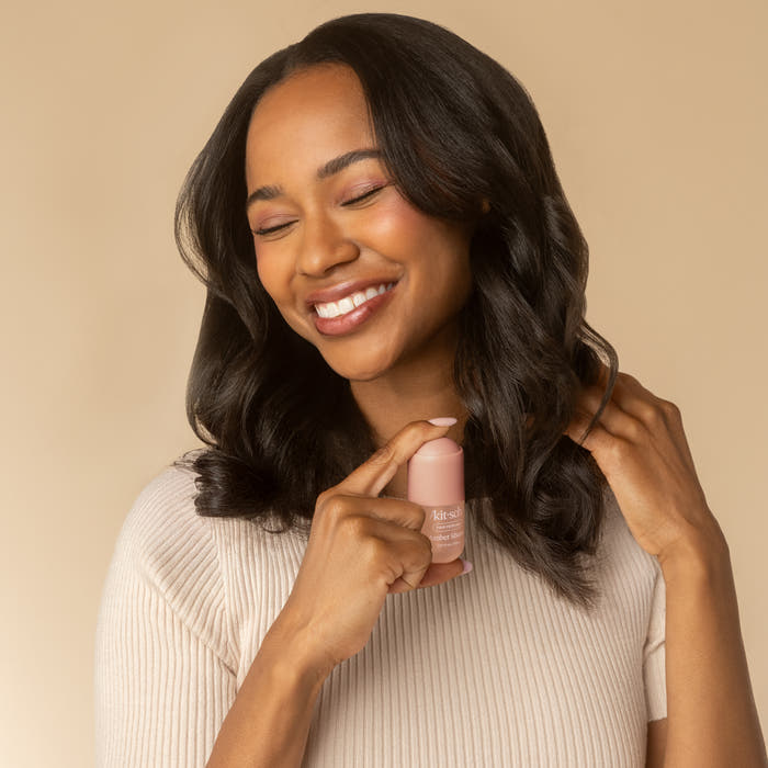 Amber Shores Mini Hair Perfume - lifestyle model shot